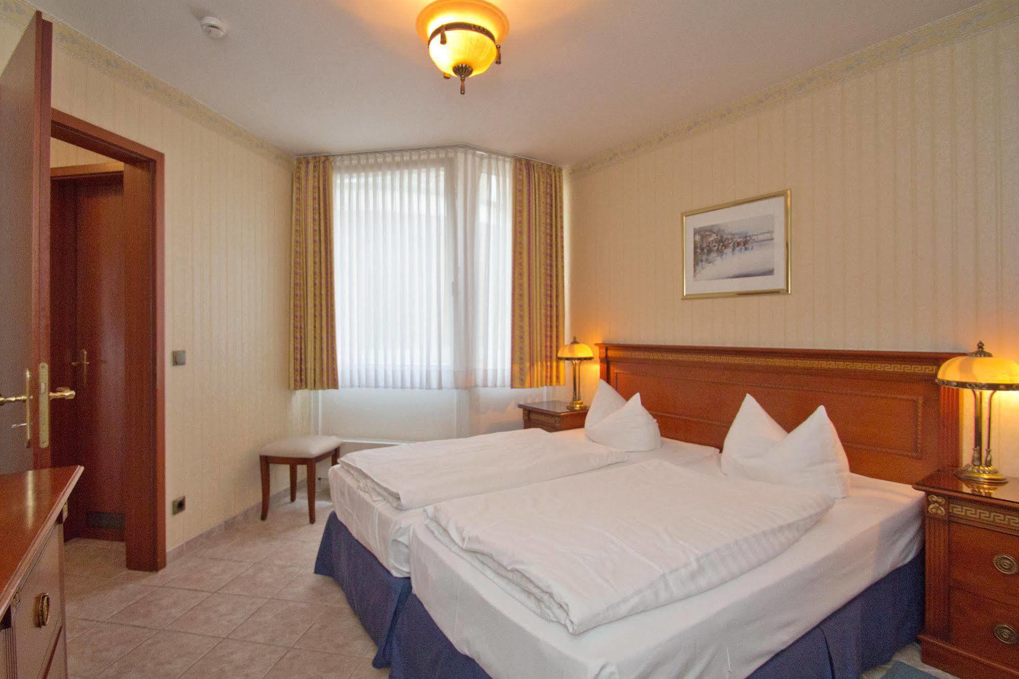 Seetelhotel Ostseeresidenz Ahlbeck Херингсдорф Екстериор снимка